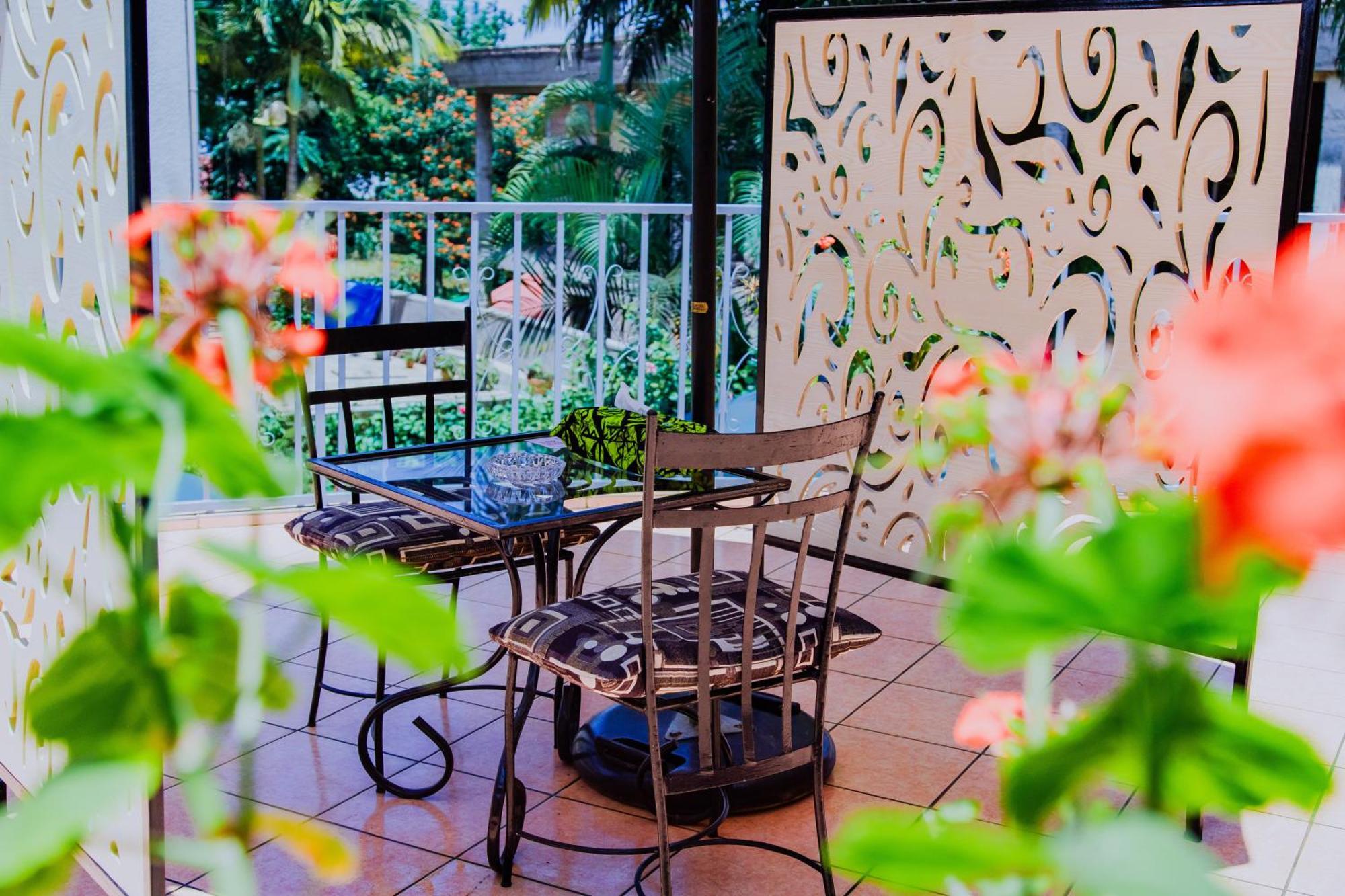 One Click Hotel Kigali Zewnętrze zdjęcie